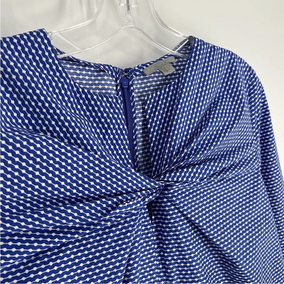 COS Blouse Womens Size 8 Blue White Graphic Pattern Twist Keyhole Neck Cotton - Picture 3 of 10